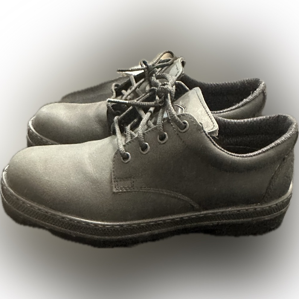 Terra steel toe work shoes. Black Lace-Up Shoes